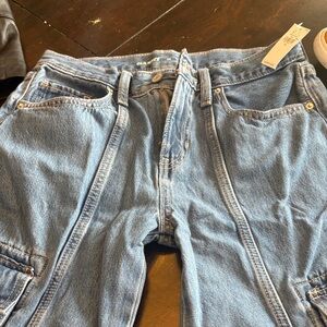 Old Navy Men's Relaxed Fit Blue Jeans